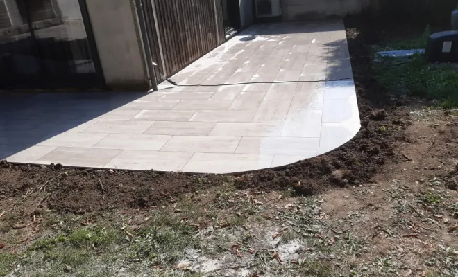 À qui s'adresser pour la pose d'une terrasse avec pavé carré en béton ? , Cergy, Entreprise Dargent Laurent